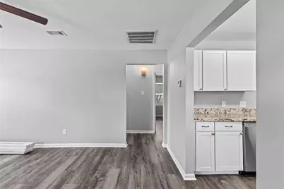 4838 Van Fleet Street, Houston, TX 77033 - Photo 5