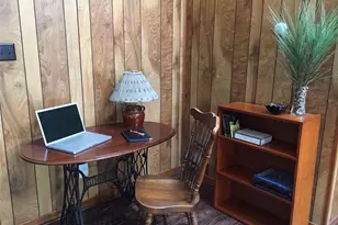 2604 Bois D Arc St, Huntsville, TX 77320 - Photo 9