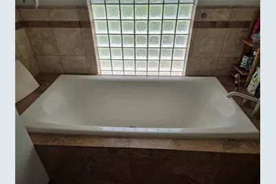 9818 Shadow Wood Drive, Houston, TX 77080 - Photo 21