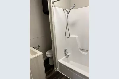 1020 1/2 N Main Street #10, Baytown, TX 77520 - Photo 5