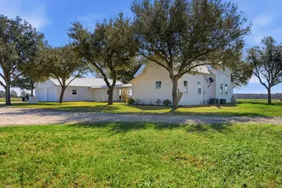 3635 County Road 265, Moulton, TX 77975 - Photo 5