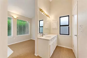 2122 Woodland Springs St, Houston, TX 77077 - Photo 15