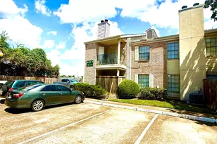 14600 Fonmeadow Dr, Houston, TX 77035 - Photo 11