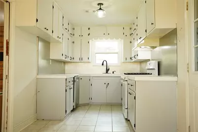 1202 Mac Drive, Sweeny, TX 77480 - Photo 5