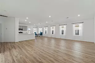 4818 Penton Mdw Ln, Fresno, TX 77583 - Photo 9