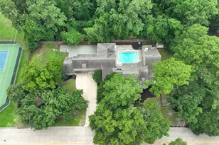 13711 Champions Park Dr, Houston, TX 77069 - Photo 3