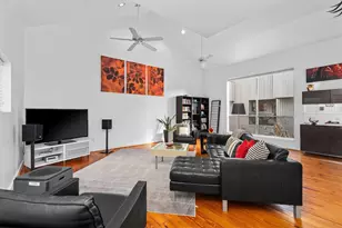 2711 Chenevert St, Houston, TX 77004 - Photo 21