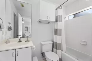 2711 Chenevert St, Houston, TX 77004 - Photo 23