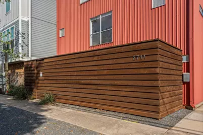 2711 Chenevert Street, Houston, TX 77004 - Photo 27