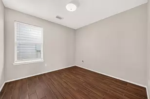 12926 Valleygate Ln, Houston, TX 77072 - Photo 23