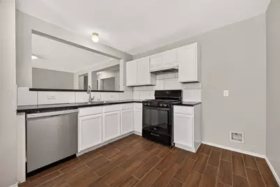 12926 Valleygate Lane, Houston, TX 77072 - Photo 13