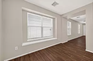 12926 Valleygate Ln, Houston, TX 77072 - Photo 11