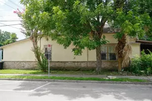 1614 Ryon St, Houston, TX 77009 - Photo 1