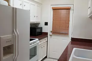 3600 Jeanetta St, Houston, TX 77063 - Photo 7