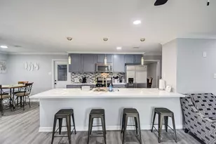 8706 Glen Valley Dr, Houston, TX 77061 - Photo 5