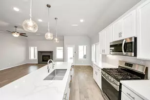 9019 Emerald Cane Dr, Missouri City, TX 77459 - Photo 5