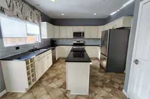 16326 Concord Falls Ln, Sugar Land, TX 77498 - Photo 9