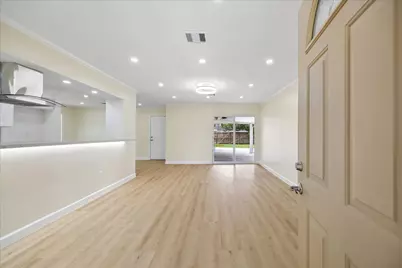 4802 Elm Street, Pearland, TX 77581 - Photo 3