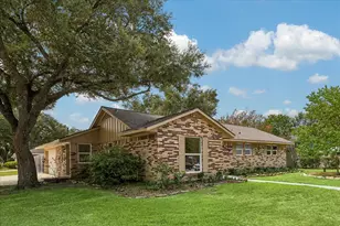 4802 Elm St, Pearland, TX 77581 - Photo 1