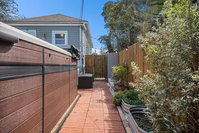 806 Church Street, Galveston, TX 77550 - Photo 27