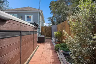 806 Church St, Galveston, TX 77550 - Photo 27