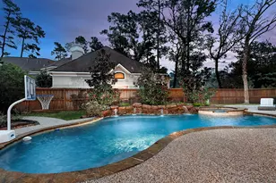 2 Graceful Elm Ct, The Woodlands, TX 77381 - Photo 47