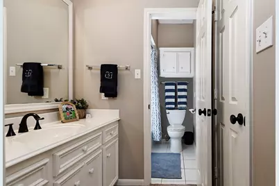 2 Graceful Elm Court, The Woodlands, TX 77381 - Photo 41