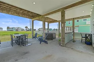 18603 Shaman Dr, Galveston, TX 77554 - Photo 37