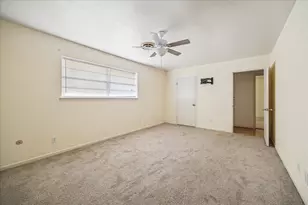 2101 Belvedere Dr, Baytown, TX 77520 - Photo 3