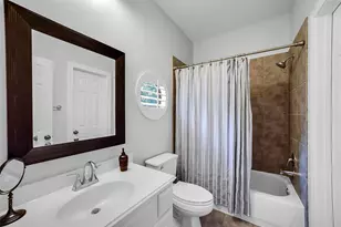 3322 Memorial Crest Blvd, Houston, TX 77007 - Photo 17