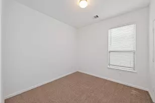 611 Ash Mill Dr, Houston, TX 77090 - Photo 17