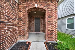 611 Ash Mill Dr, Houston, TX 77090 - Photo 3