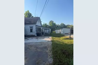 730 W Lee Street, Sour Lake, TX 77659 - Photo 7