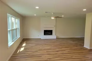 5306 Green Springs Dr, Houston, TX 77066 - Photo 7
