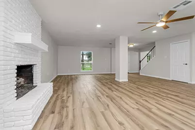 5306 Green Springs Drive, Houston, TX 77066 - Photo 11
