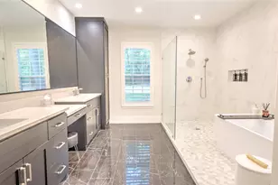15508 Crown Oaks Dr, Montgomery, TX 77316 - Photo 21