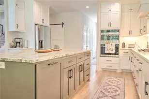 15508 Crown Oaks Dr, Montgomery, TX 77316 - Photo 11