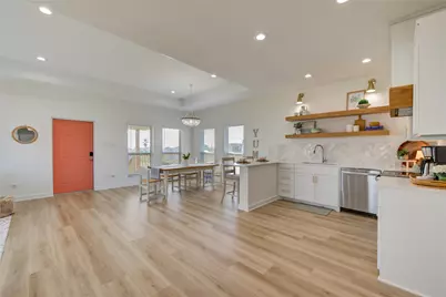 1014 Treaty Dr, Surfside Beach, TX 77541 - Photo 5