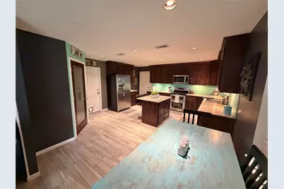 905 Southside Drive, Angleton, TX 77515 - Photo 7