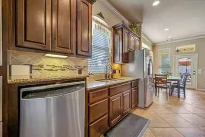 2366 Opal Springs Lane, Friendswood, TX 77546 - Photo 27