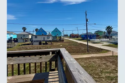 310 Angel Wing Street, Surfside Beach, TX 77541 - Photo 3