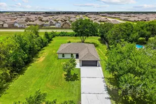 2730 Mary Ln, Dickinson, TX 77539 - Photo 1