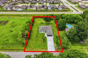 2730 Mary Ln, Dickinson, TX 77539 - Photo 11