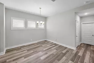 18422 Central Creek Dr, Cypress, TX 77433 - Photo 27