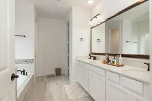 11211 Stirton, Tomball, TX 77375 - Photo 15