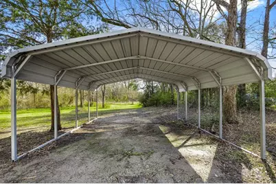 472 E Main Street, Zavalla, TX 75980 - Photo 9