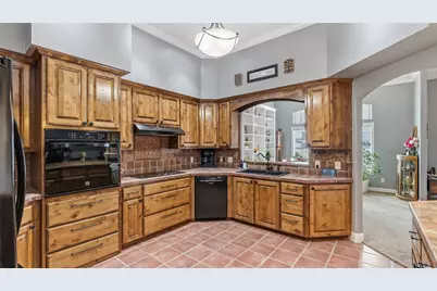 135 Apache, Franklin, TX 77856 - Photo 19