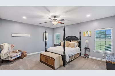 135 Apache, Franklin, TX 77856 - Photo 27
