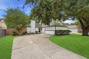 11415 Overbrook Ln, Houston, TX 77077 - Photo 1