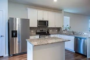 14539 Maple Field Dr, Houston, TX 77069 - Photo 9